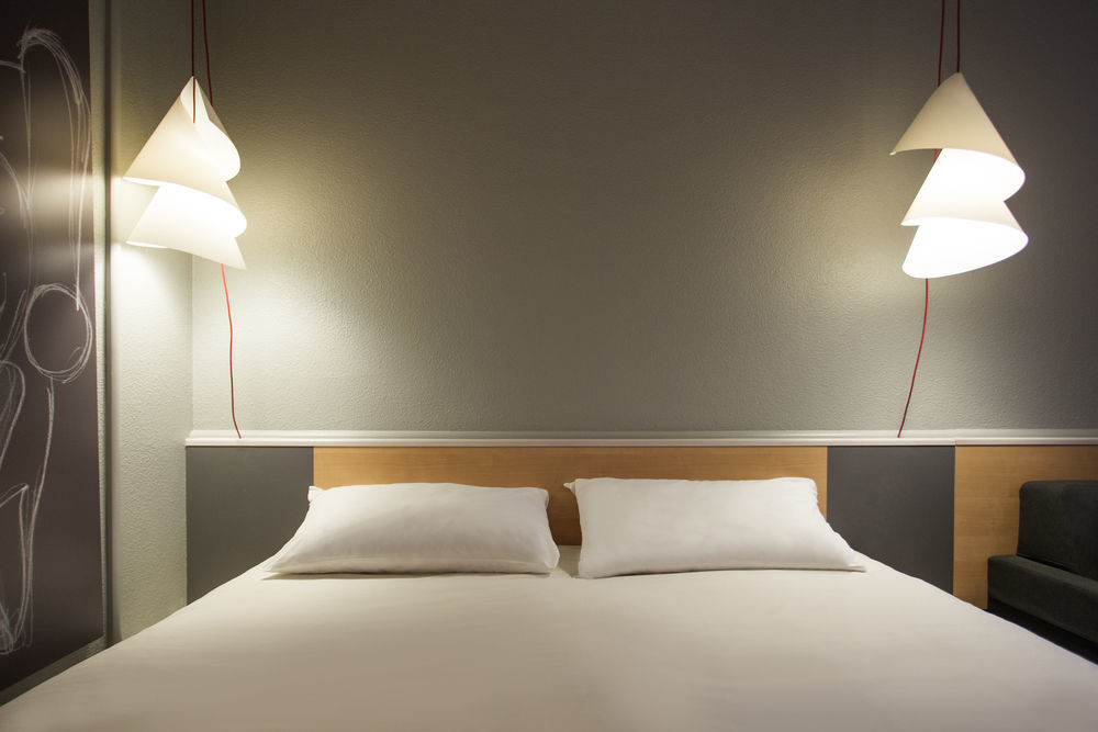 Hotel Ibis Gerland Musee Des Confluences Lyon