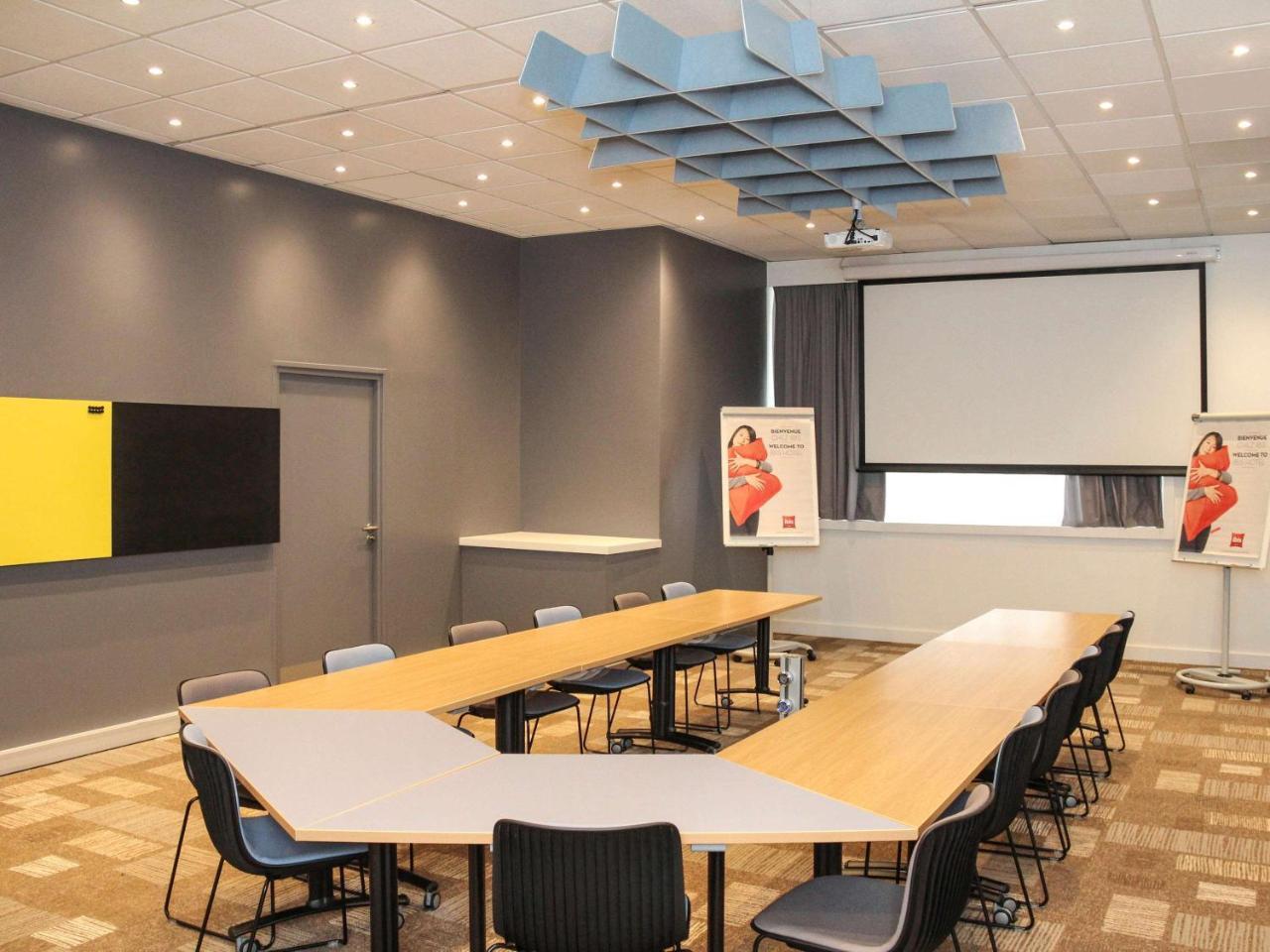 Hotel Ibis Gerland Musee Des Confluences Lyon